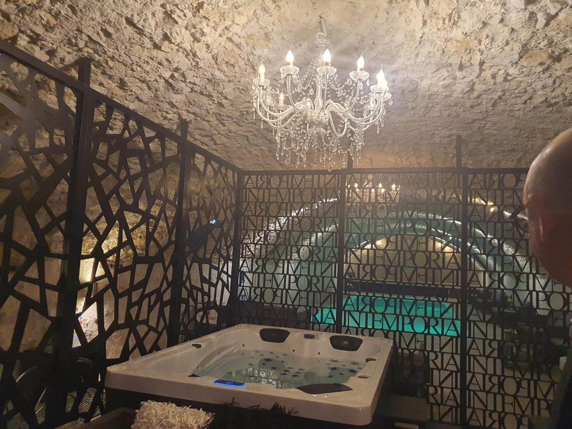 Chateau De Jallanges & Spa A Vouvray - 1H De Spa Incluse Par Jour Dış mekan fotoğraf